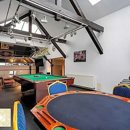 The Loft - 2 Bedroom 2*